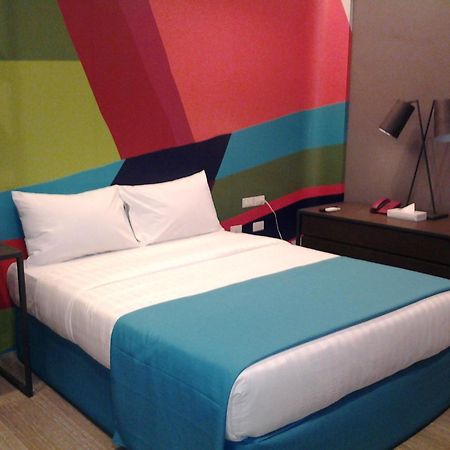 Boracay Uptown Hotel Balabag  Phòng bức ảnh